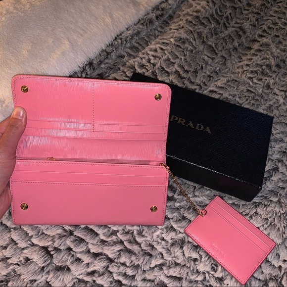 NWOT Prada Pink Saffiano Leather Wallet - Picture 5 of 8